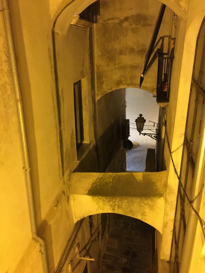 Dimora Dei Mercanti Salerno Luaran gambar