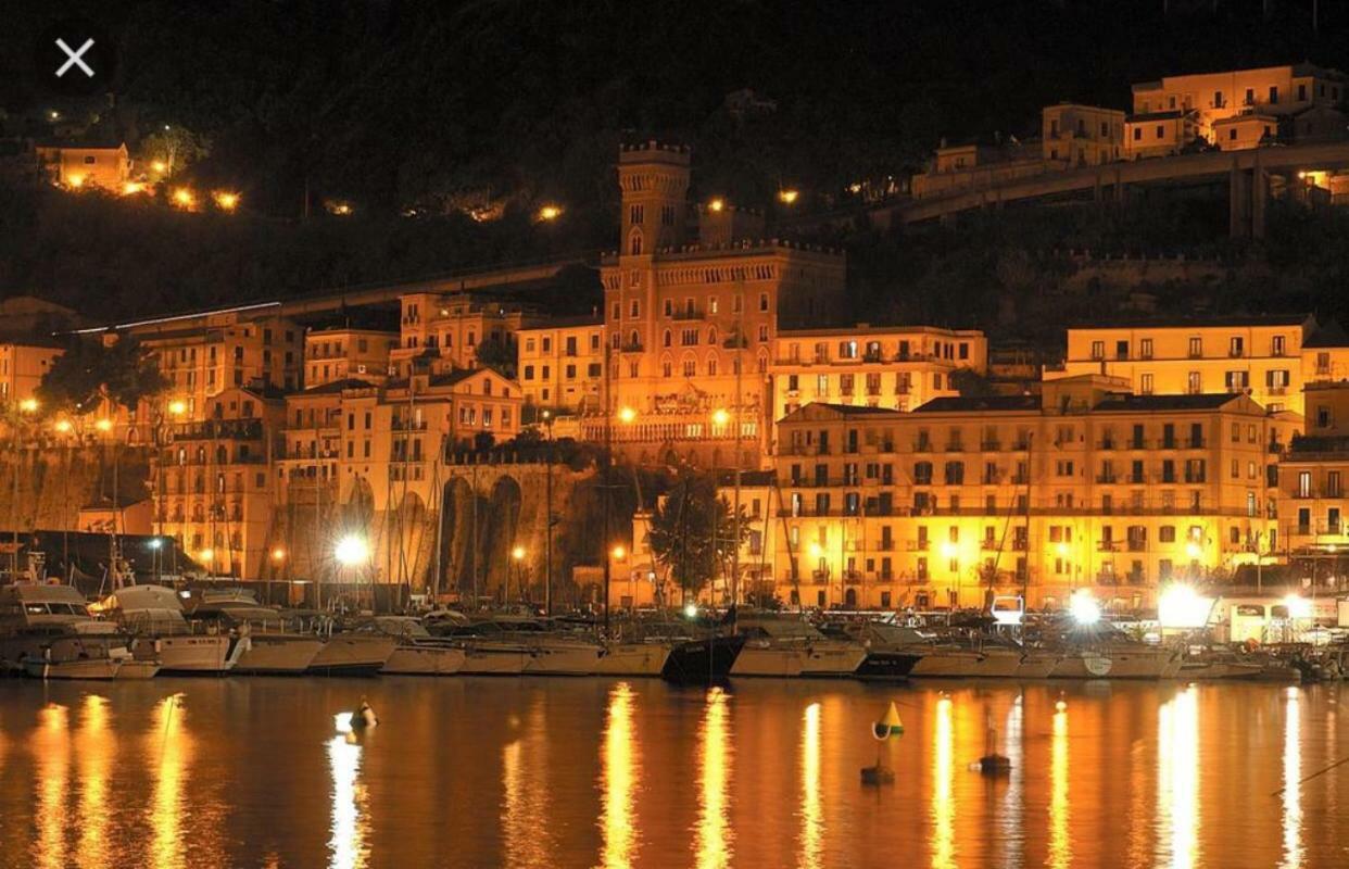 Dimora Dei Mercanti Salerno Luaran gambar